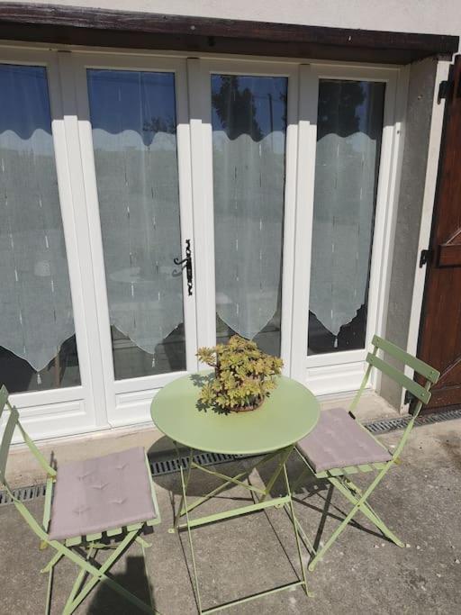 Gîte l' Arbre de Vie indépendant, au calme Les Essards  Extérieur photo